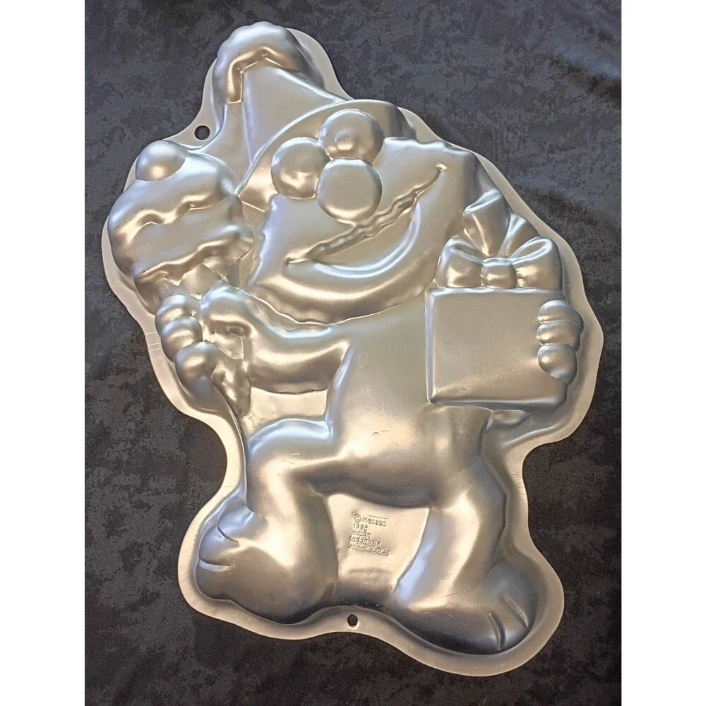 Vintage Wilton Henson Elmo Character Cake Pan Aluminum Mold Silver MPN 2105-4298